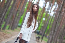 Nikkor 85/1.8D. ������ 16.