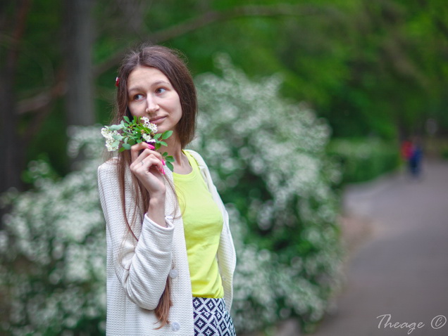 Nikkor 85/1.8D. ������.